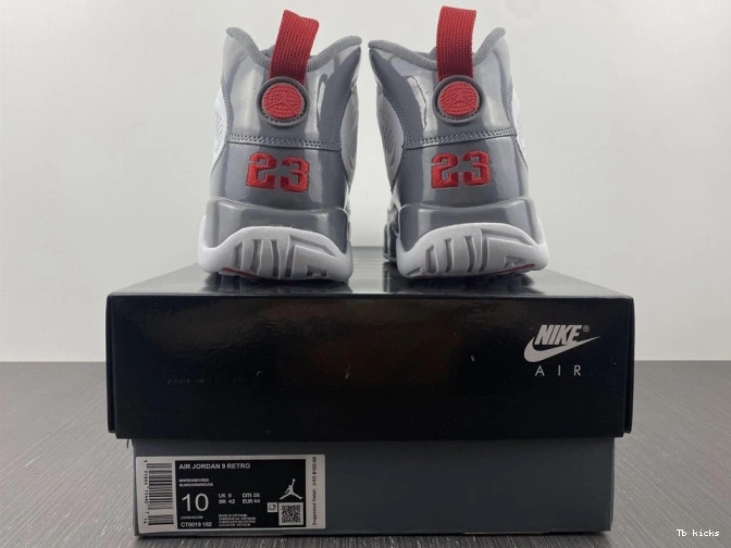Reps TBK Fire CT8019-162 9 Red Jordan Air 0710